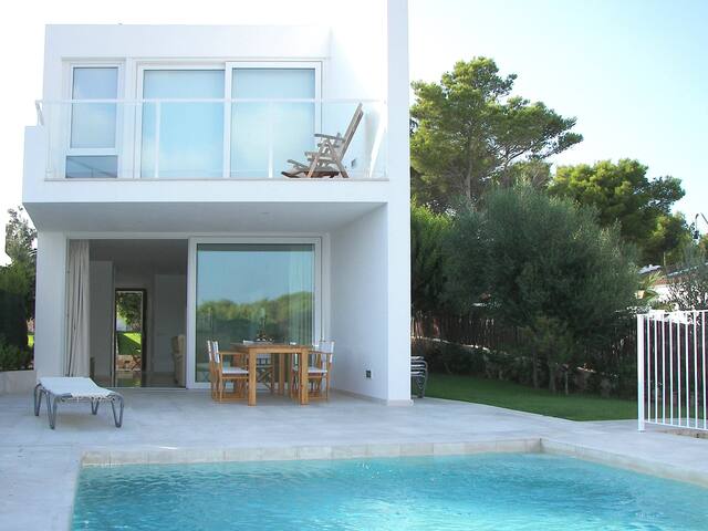 Terra gallery image 3