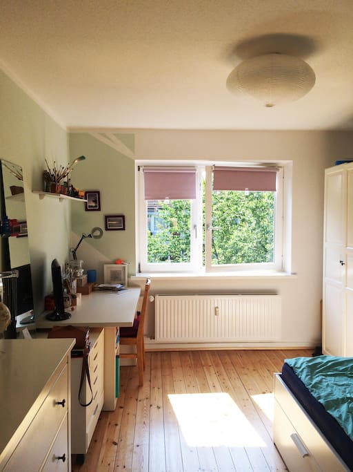 Dein Zimmer mit viel Sonnenlicht am Morgen