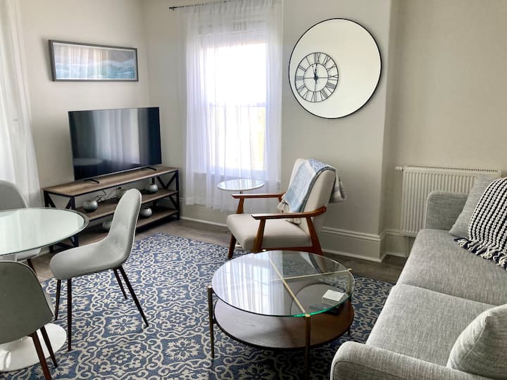Lovely 3br Unit In Downtown Portland W Parking - Portland, ME