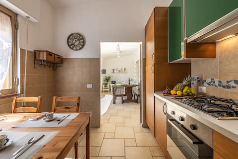 Top performing Airbnb: Casa di Tati, in the Center with courtyard, for Families in Villasimius