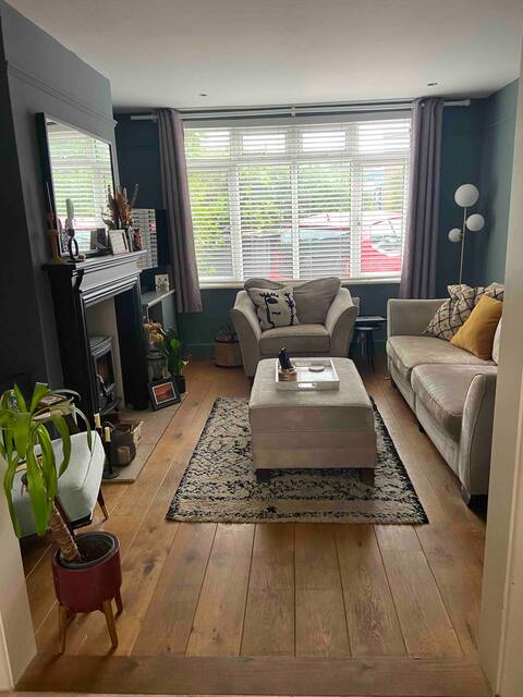 Unique & Cosy 2 Bedroom Home in Dorchester