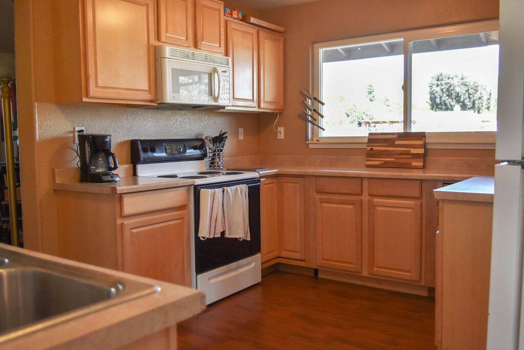 Sacious shared kitchen fully equipped