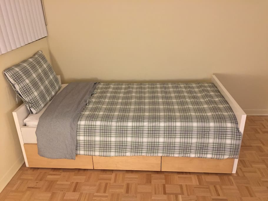 Comfortable single bed