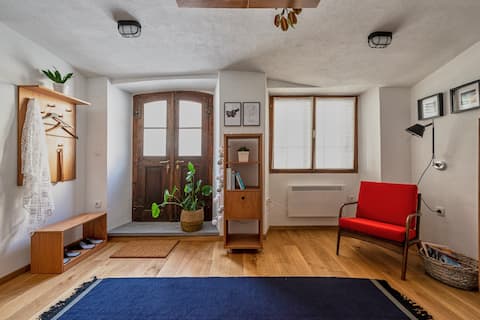 Successful Airbnb property: Apartment Center in Kamnik