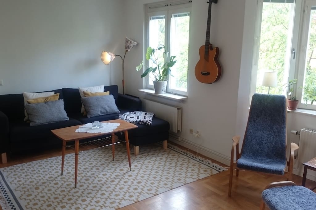 Super comfortable sofa-bed for 2!