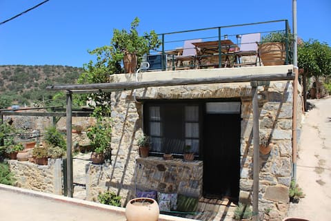 Agritourism  house in organic Orgon farm [1]