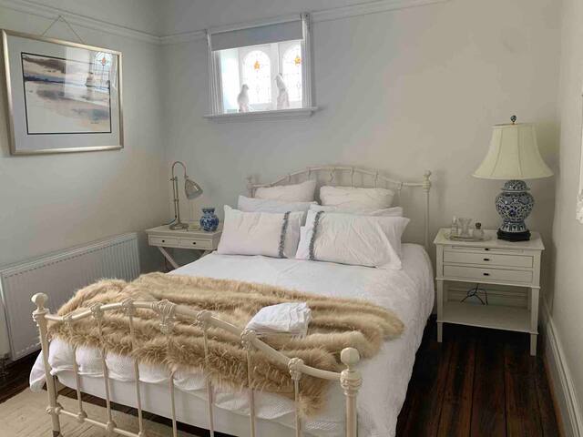 Rose Cottage in Old Hobart Town gallery image 5