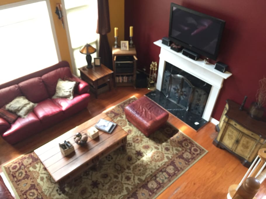 Common Area: TV, Stereo, Video library, Bookcase