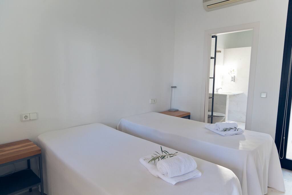 Twin Room