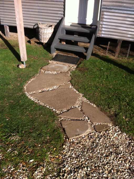 Entrance steps