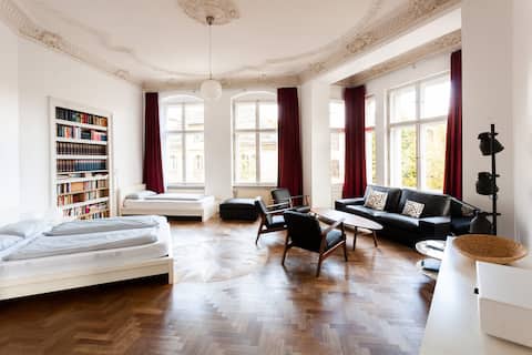 Beautiful apartment in the center of Berlin