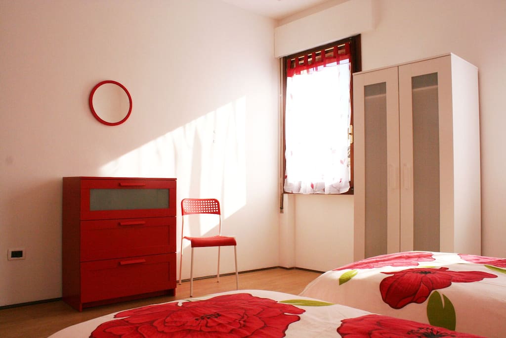 Bedroom 1 detail