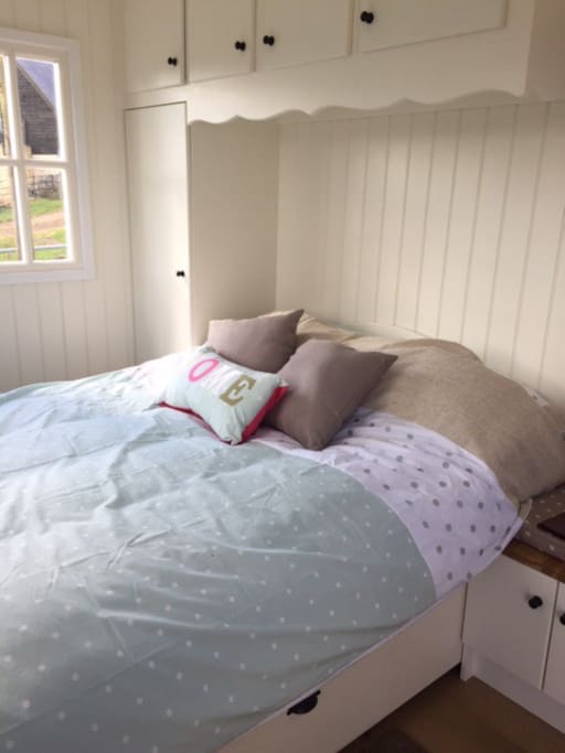 An lovely cosy double bed