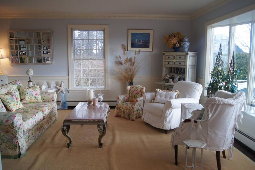 Sunny Sitting Room