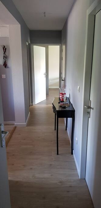 depuis l'entrée. ..