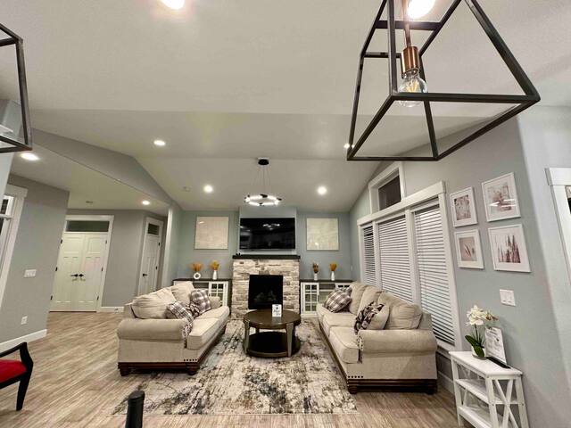 House in West Salem gallery image 5