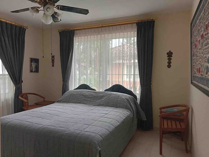 غرفة النوم 2