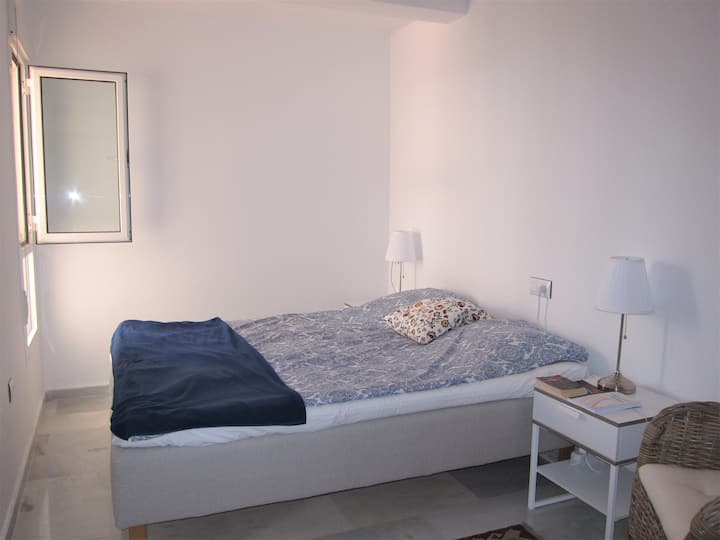 2 - ра спалня