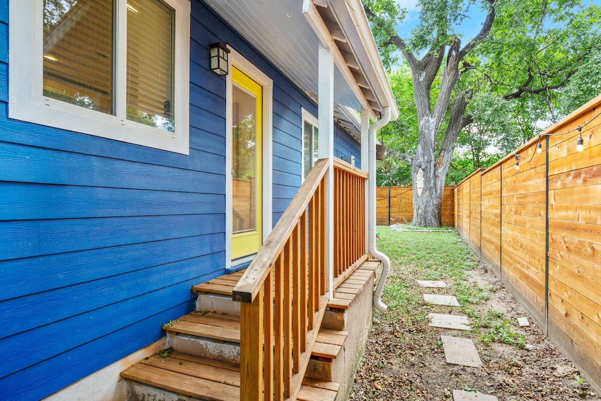 East Austin Hideaway | 2BR/2BA + Yard