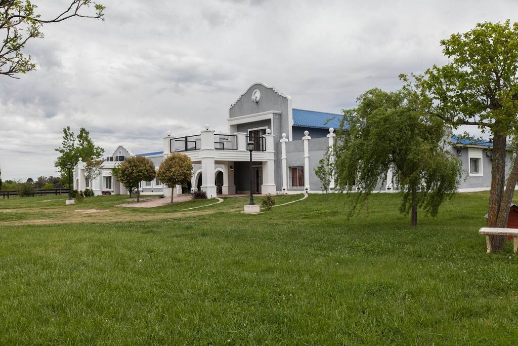 La Casa esta orientada para disfrutar al máximo las Salidas y Puestas de Sol
