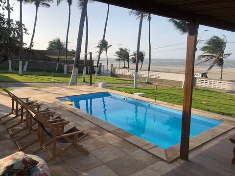 Spacious beach house by the sea of Araçagi