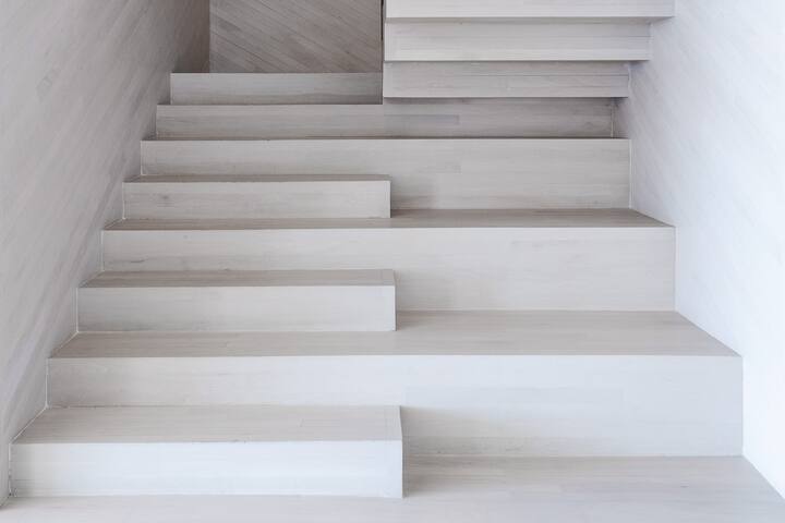 Carbon Beach gallery image 4