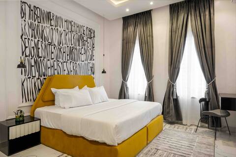 Exquisite 2 bed in Lekki Phase 1