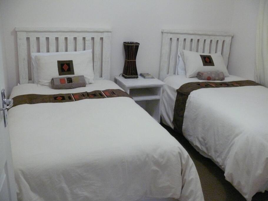 Guest Twin Room sleeps two people