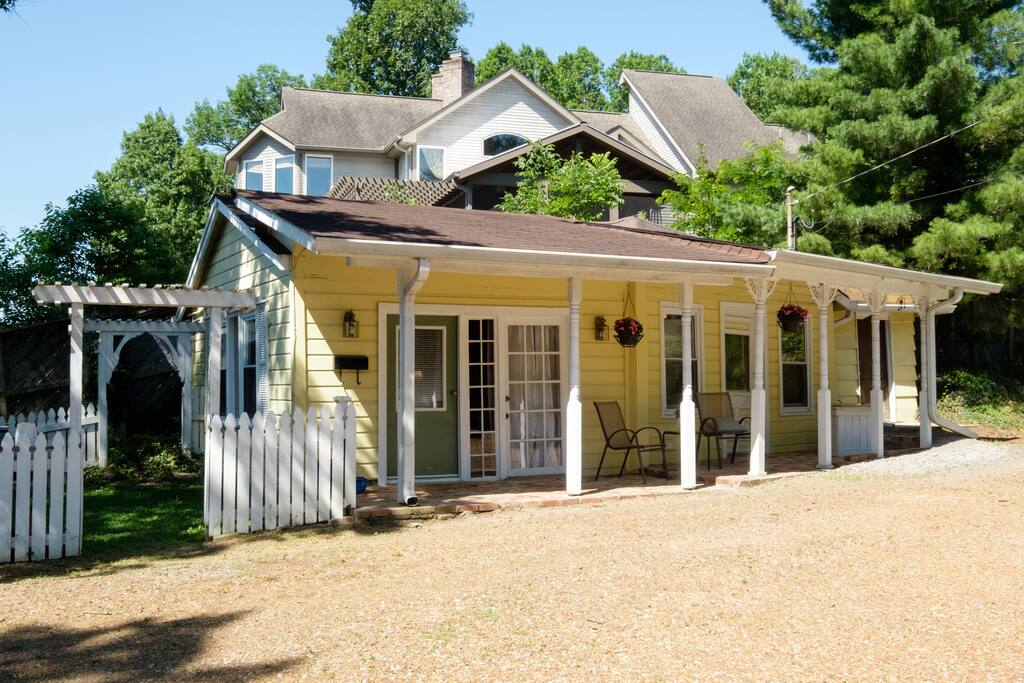 The Hartford River Cottage, our tranquil hideaway!