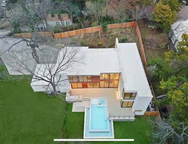 Gated Urban Architectural Masterpiece – NO PARTIES gallery image 5