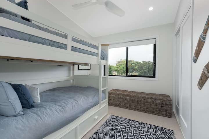 Third Bedroom (bunk bed)