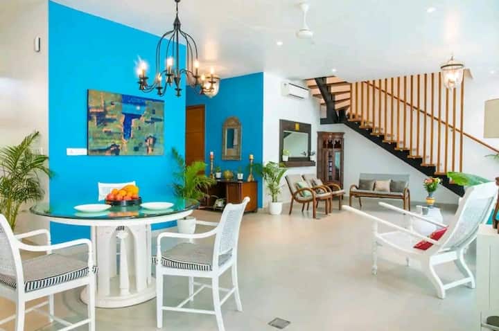 Dining area image 1