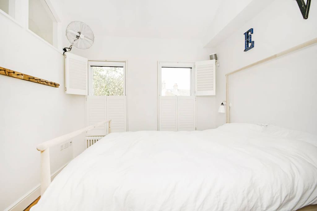 Master Bedroom with ensuite and black out blinds