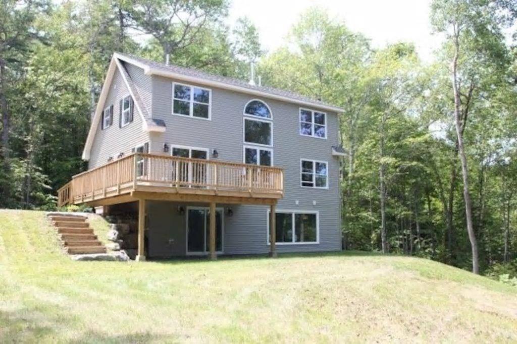 3 story with deck and ocean view