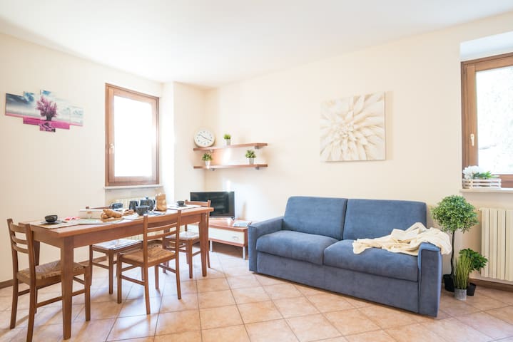 Airbnb Sirmione Vacation Rentals Places To Stay