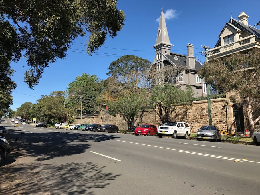 We are on a lovely, wide street full of old historical houses.