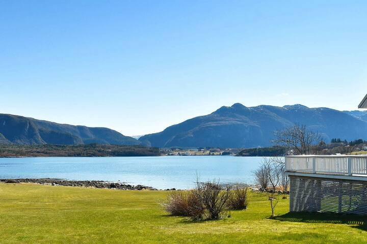 enslig i grua rennesøy single klubb
