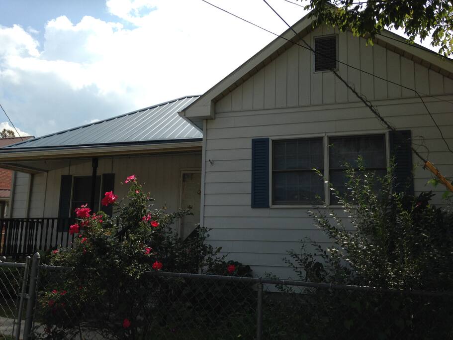 The Blue Roof Cottage