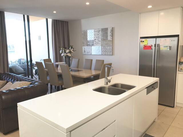 Convenient & comfortable waterfront terrace. gallery image 2