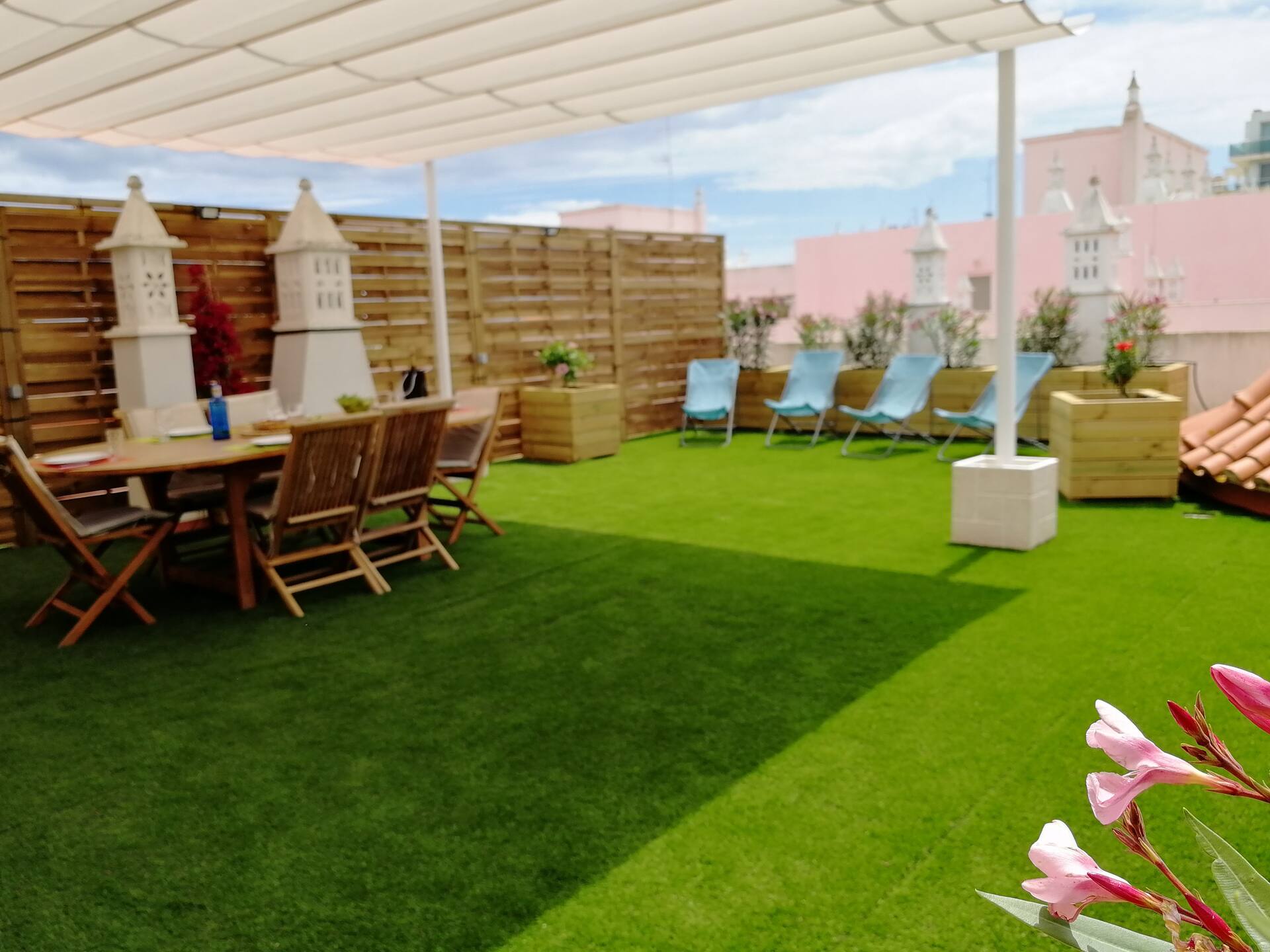 Beautiful apartment in Algarve with terrace & pool