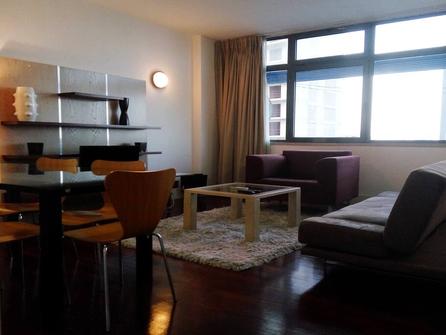 Living and dining room / Sala de estar e jantar