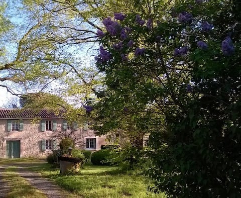 Grand Mas, 32 hectares, nature and reunions