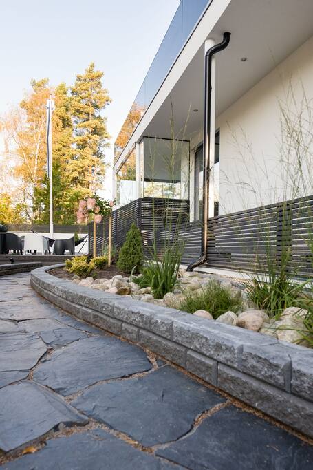 Lovely easy garden