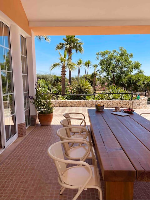 Villa Palmeira - Spacious villa for 6 people