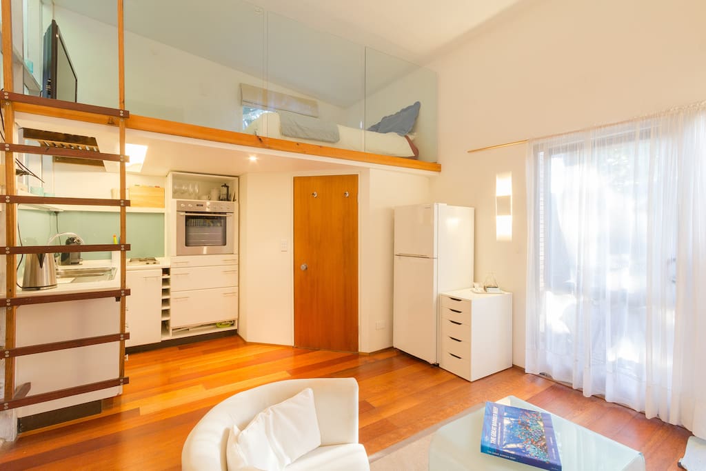 "Great cosy apartment suitable for couples looking for a quiet get away!" said Jackson.