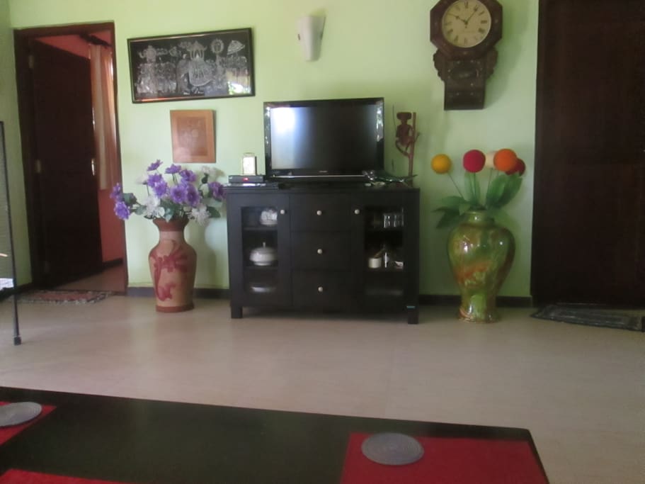 The Lounge
