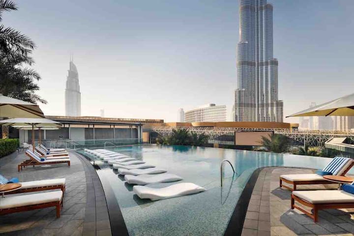 2 Bedroom Luxury Direct Access To Dubai Mall Apartments For