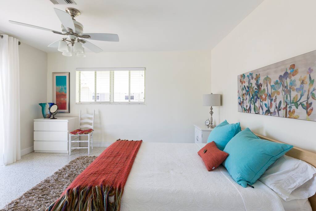 Master room - Queen bed