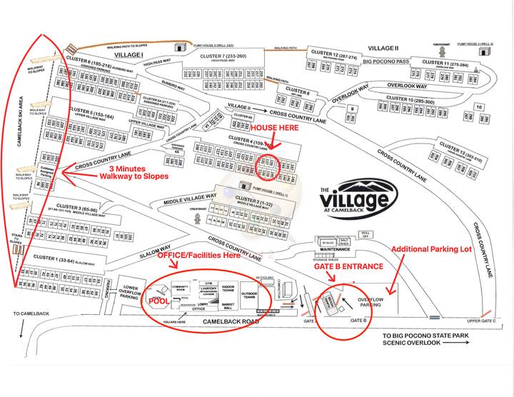 Poconos House★★★★★ ZiplineWaterparkPool Townhouses for