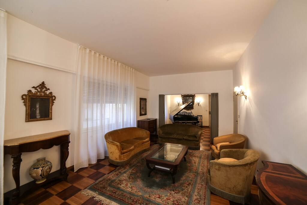Salone Gentile